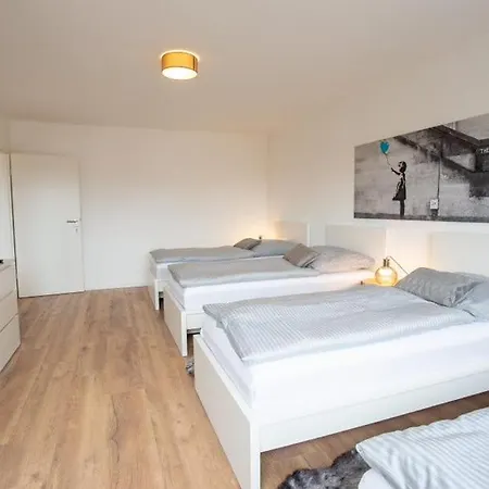 Δωμάτια σε οικογενειακή κατοικία City-house-achern *