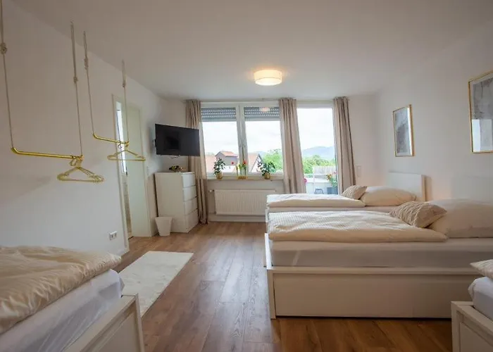 City-house-achern Quarto em Acomodações Particulares *